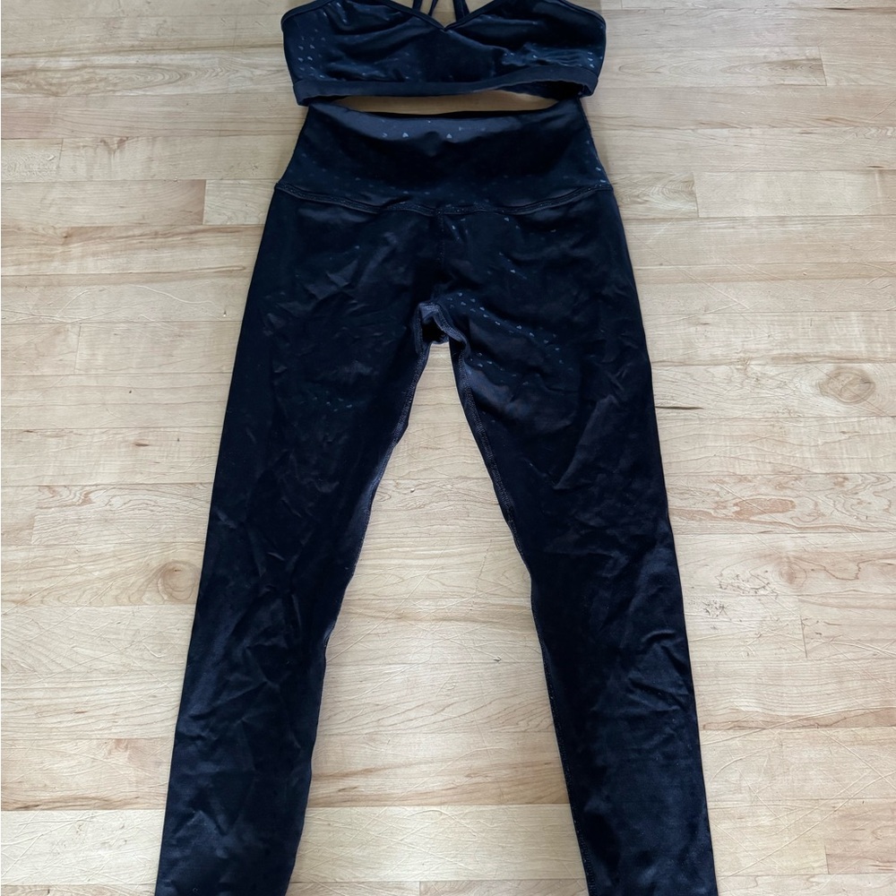 Beyond Yoga Heart Set